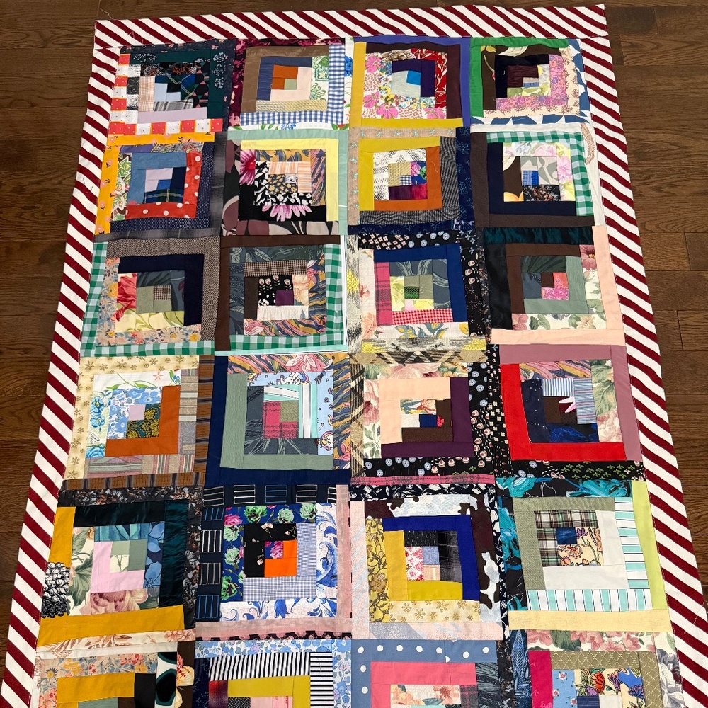 Unique Handmade Log Cabin Quilt Patchwork size 40.5 inches by 59.5 inches